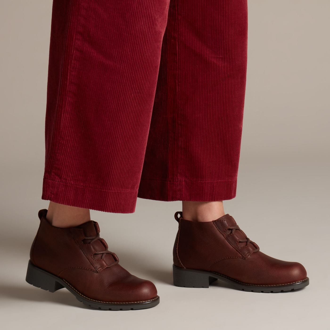 Clarks orinoco 2024 oaks boots